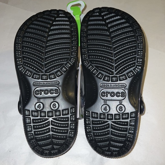 M4/W6 Disney Crocs Grand Finale 50th Anniversary Clogs - Picture 14 of 16